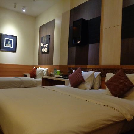 Dhanesvara Holistic Unique Homestay Wonotjolo Exterior foto