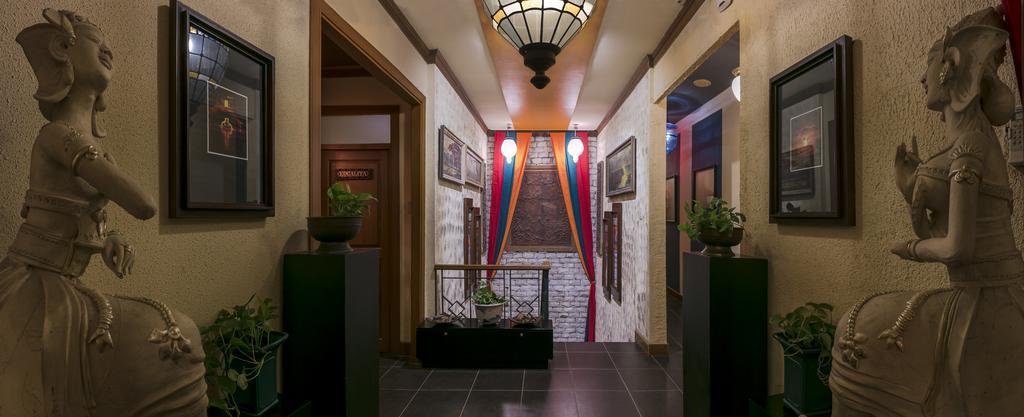 Dhanesvara Holistic Unique Homestay Wonotjolo Exterior foto