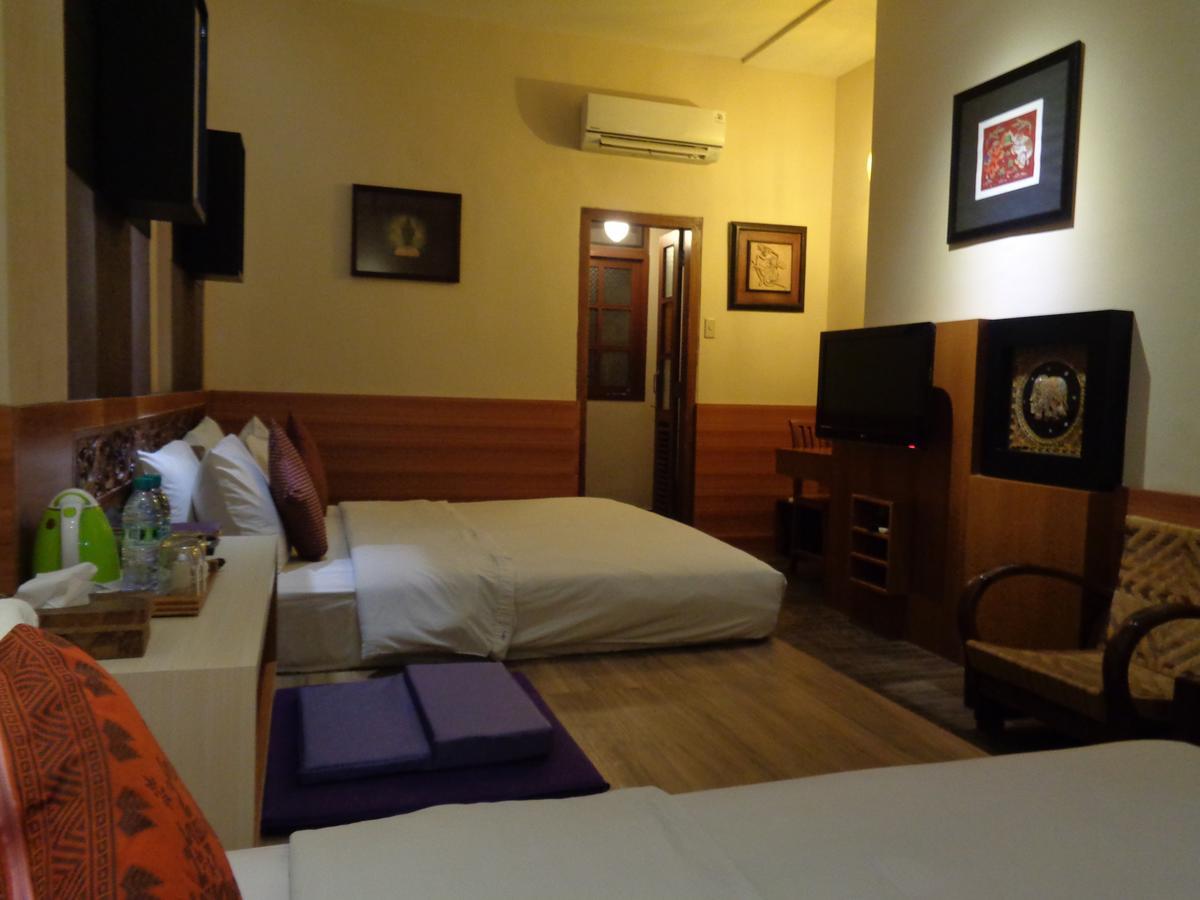 Dhanesvara Holistic Unique Homestay Wonotjolo Exterior foto