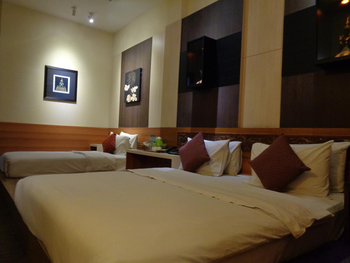 Dhanesvara Holistic Unique Homestay Wonotjolo Exterior foto