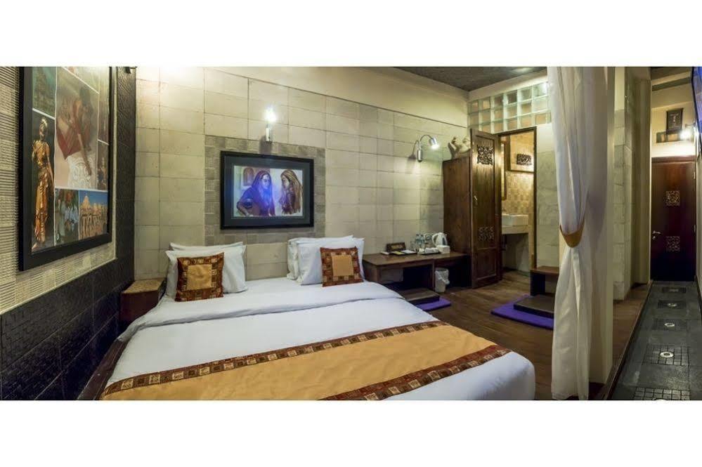 Dhanesvara Holistic Unique Homestay Wonotjolo Exterior foto