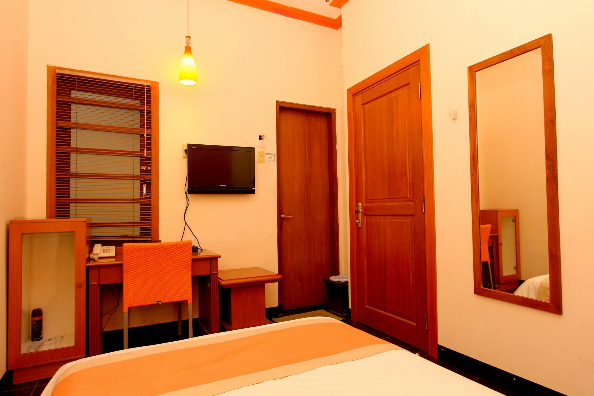 Dhanesvara Holistic Unique Homestay Wonotjolo Exterior foto